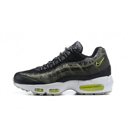 Air Max 95 TT (M) Black Green Sneaker CV6899 001