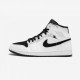 Air Jordan 1 Mid Alternate Think 16 554724 121 Nero For Sale