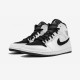 Air Jordan 1 Mid Alternate Think 16 554724 121 Nero For Sale